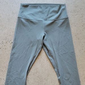 Lululemon align high-rise crop legging 25" size 10